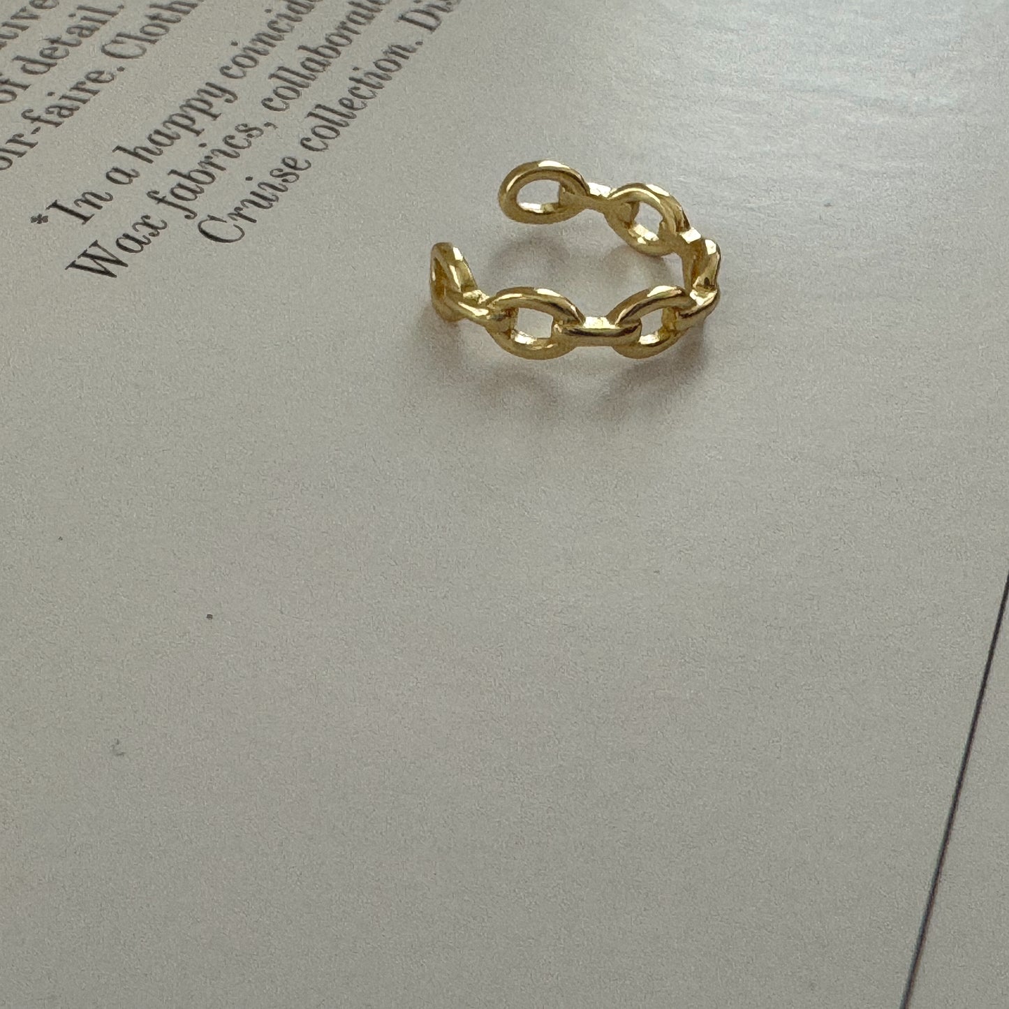 Vana Ear Cuff