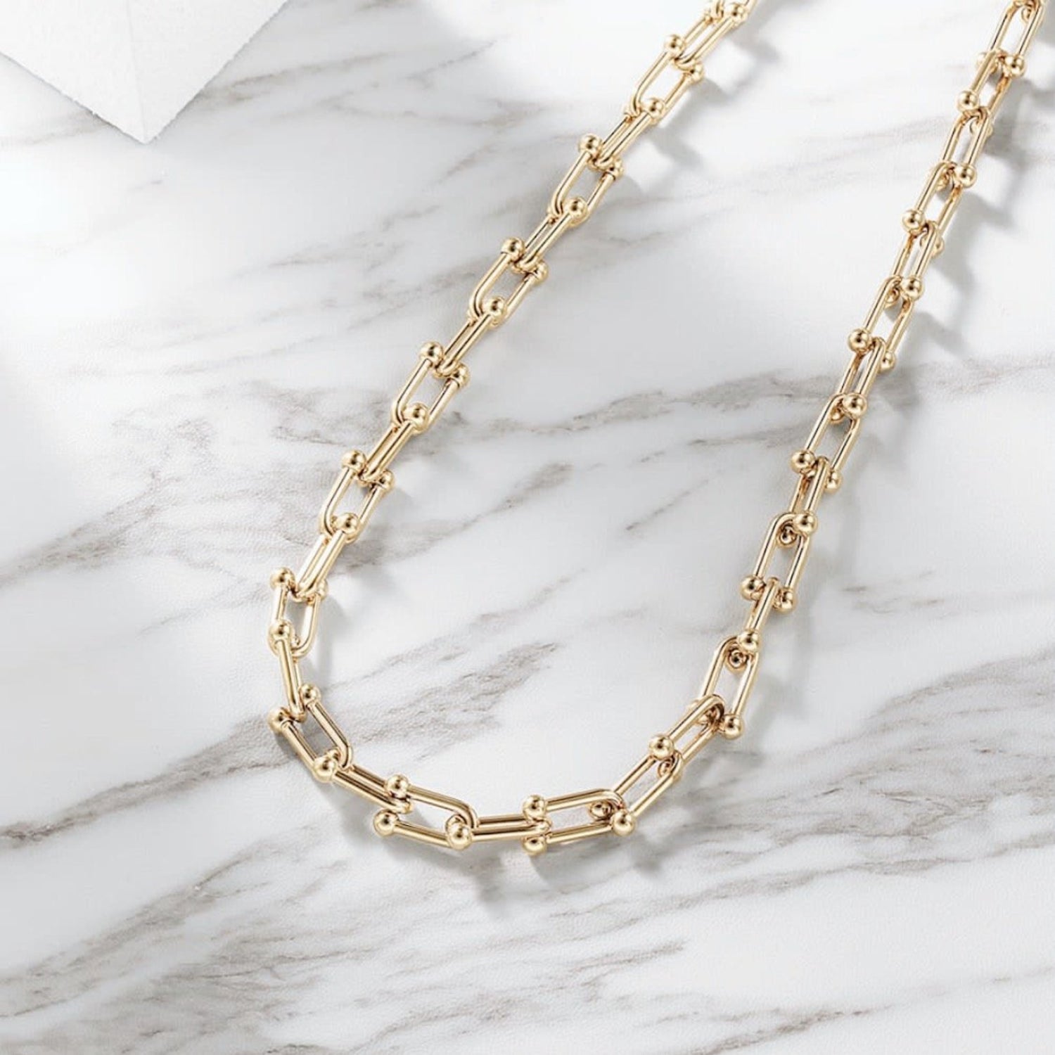U link Chain necklace, gold-plated over stainless steel, water, sweat and tarnish resistant jewelry, isvi boutique