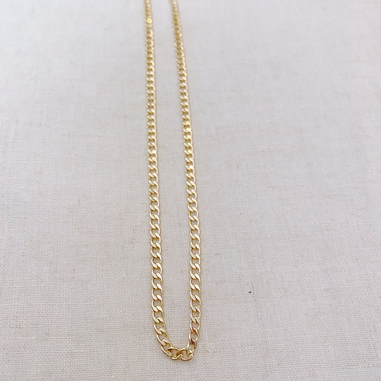 Gloria Curb Chain Necklace
