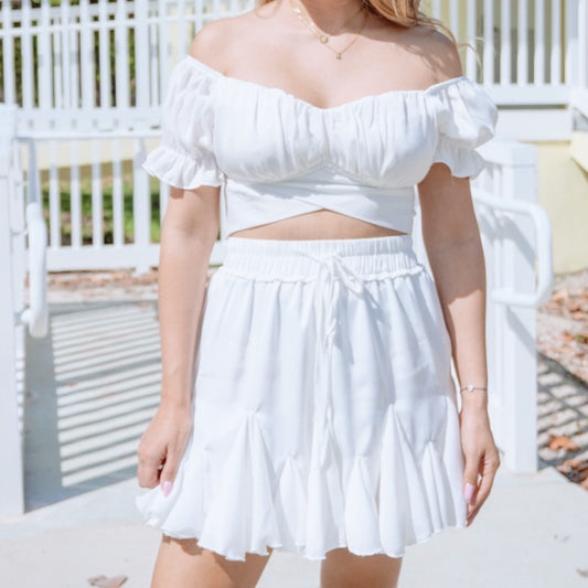 Maca White Skirt