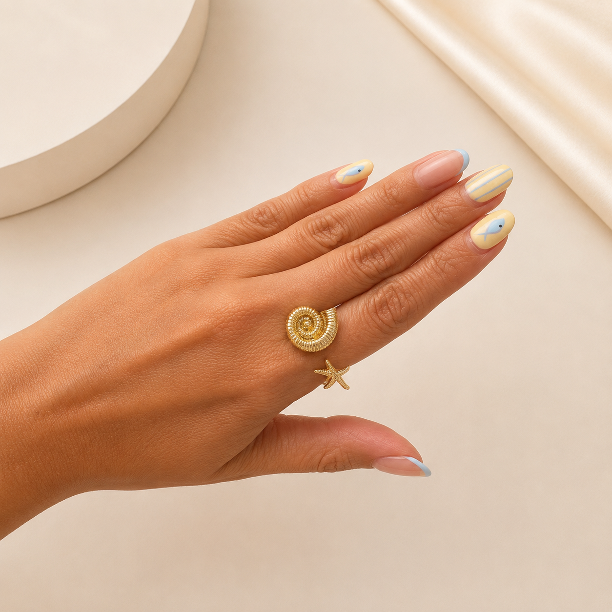 Conchiglia Ring – Adjustable Shell & Starfish Ring
