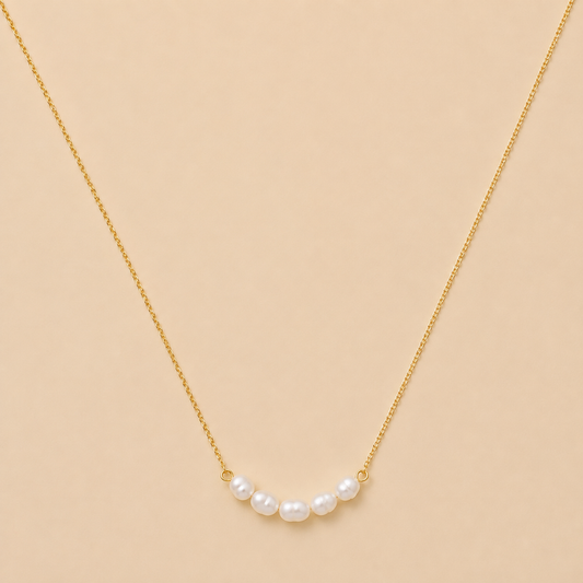 Cinque Perle Necklace
