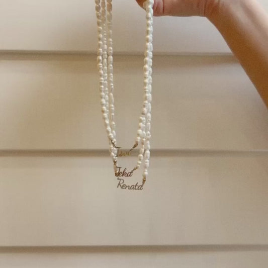 Custom Pearl Name Necklace – Handmade with Freshwater Pearls & Stainless Steel