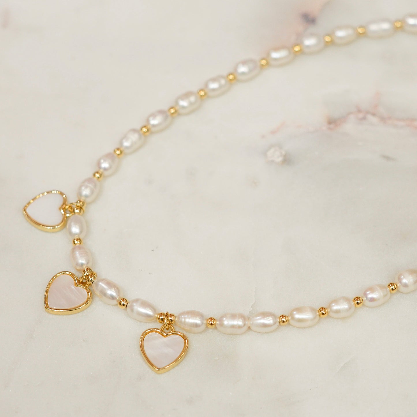 3 hearts pearls necklace