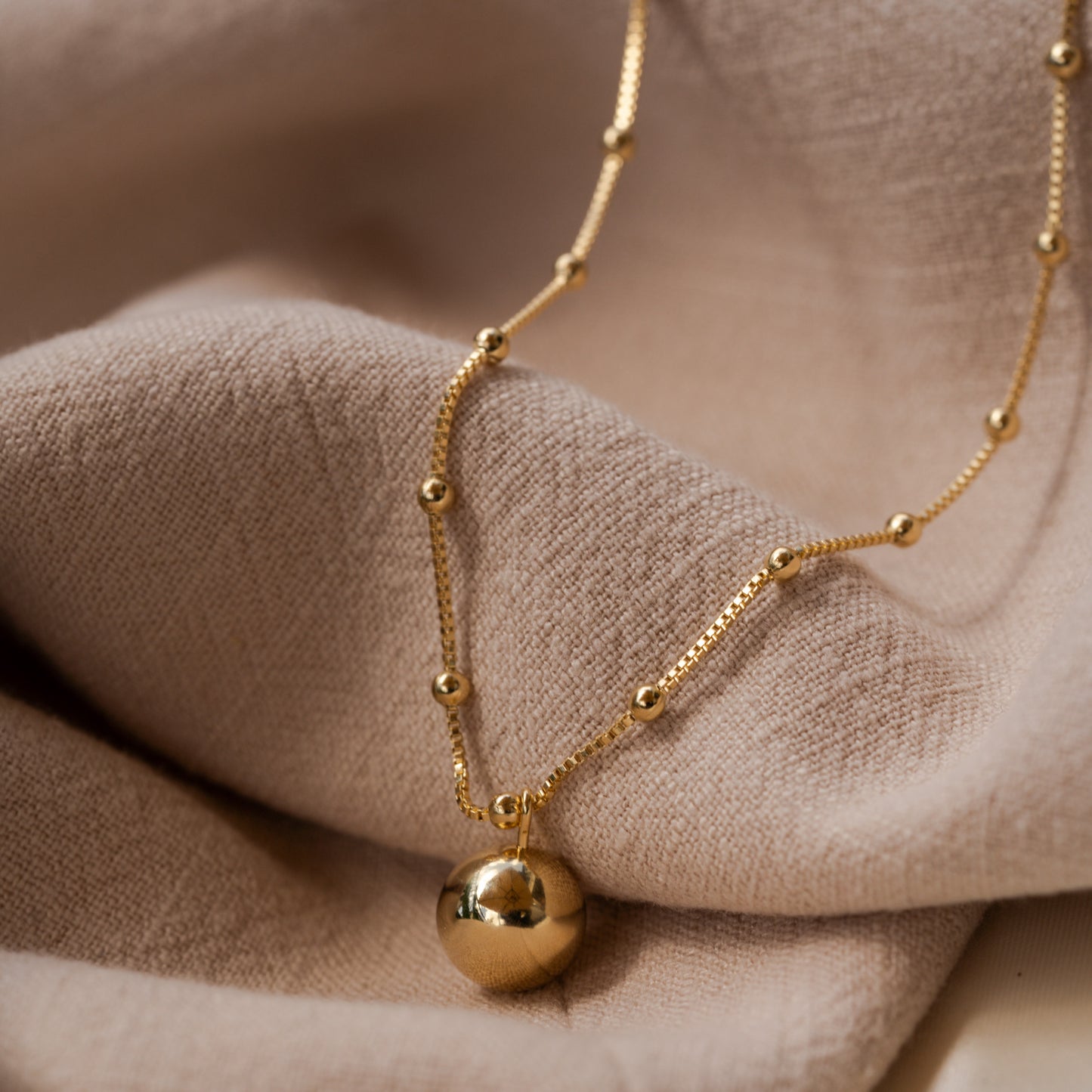 Ball Satellite Necklace