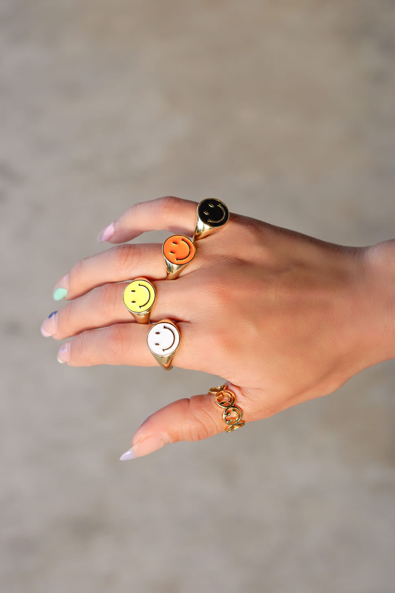happines ring collection, adjustable rings, gold-plated rings, isvi boutique